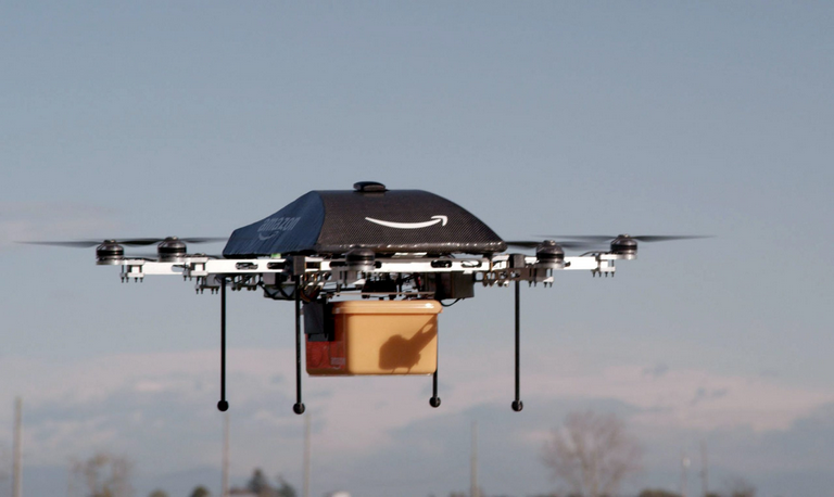亚马逊开始在美国加州和德州使用无人机送货_0
