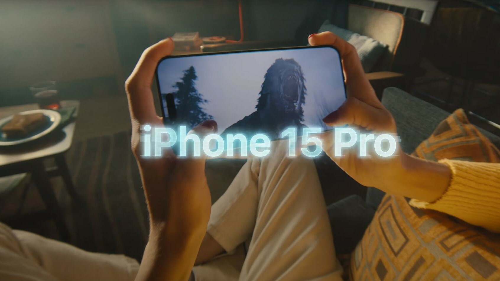 iPhone 15 Pro支持外接4K显示器 苹果高管：将成为最好的游戏机_1